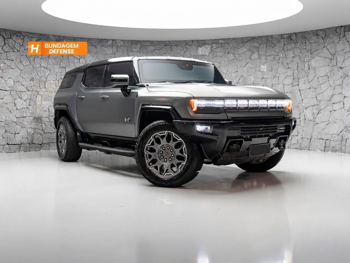 Hummer EV SUV